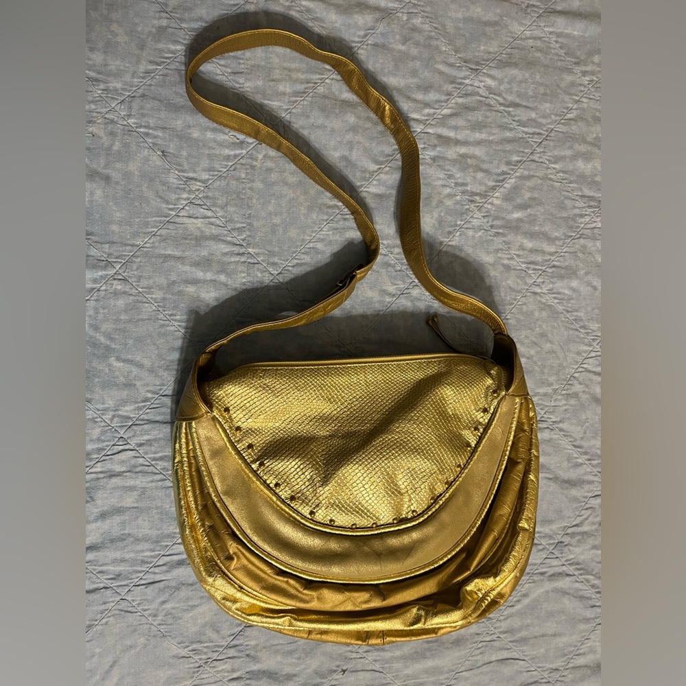 Vida Leather Crossbody